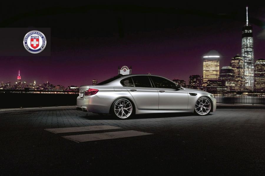  BMW M5 on HRE Wheels 2014 года  (фото 4 из 10)